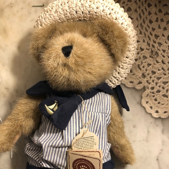 Marina Yechtley Boyd’s Bear - Picture 1 of 4